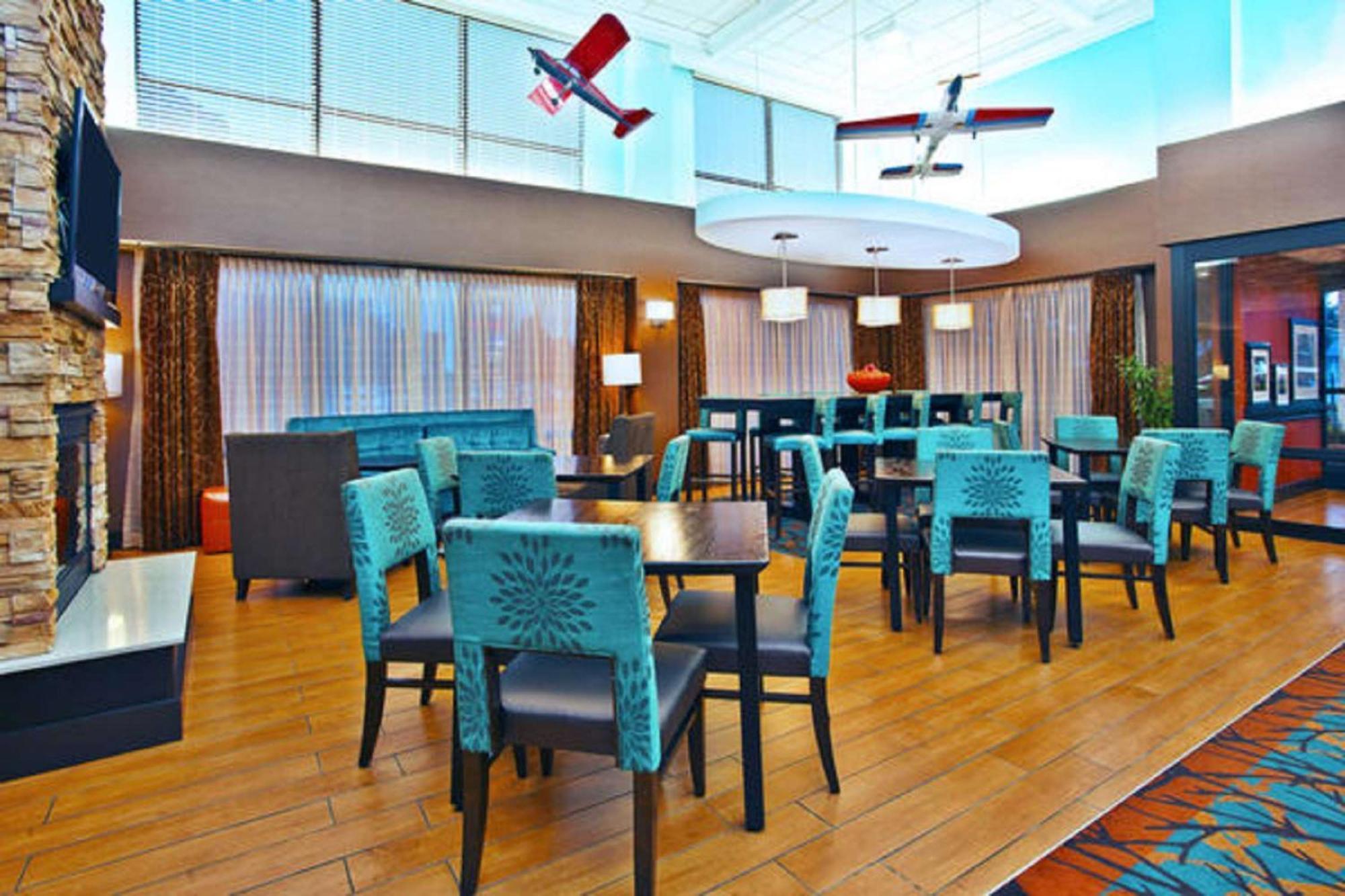 Hampton Inn Chicago-Midway Airport Bedford Park Exteriér fotografie